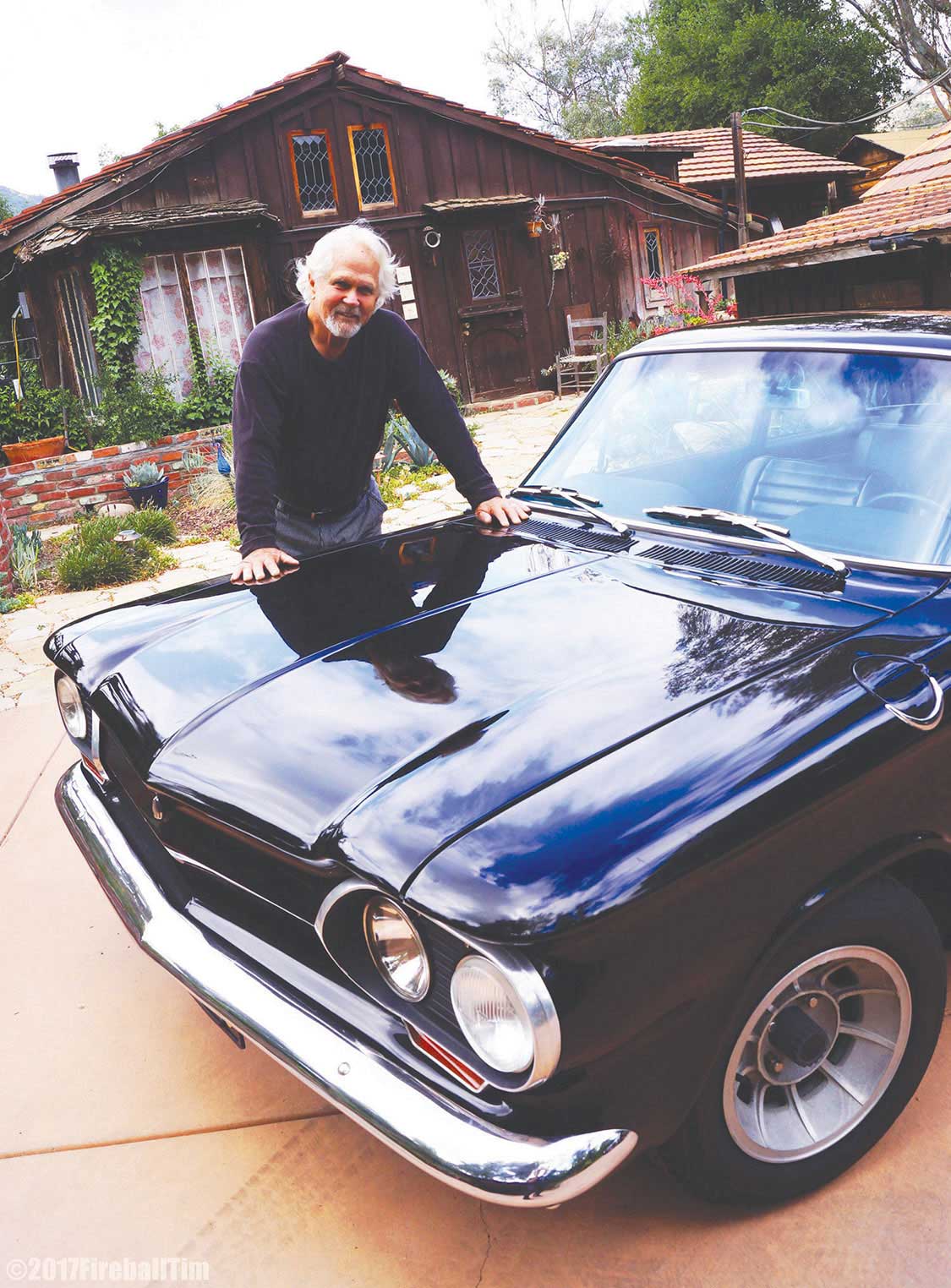 Topanga house milik Tony Dow di senja California